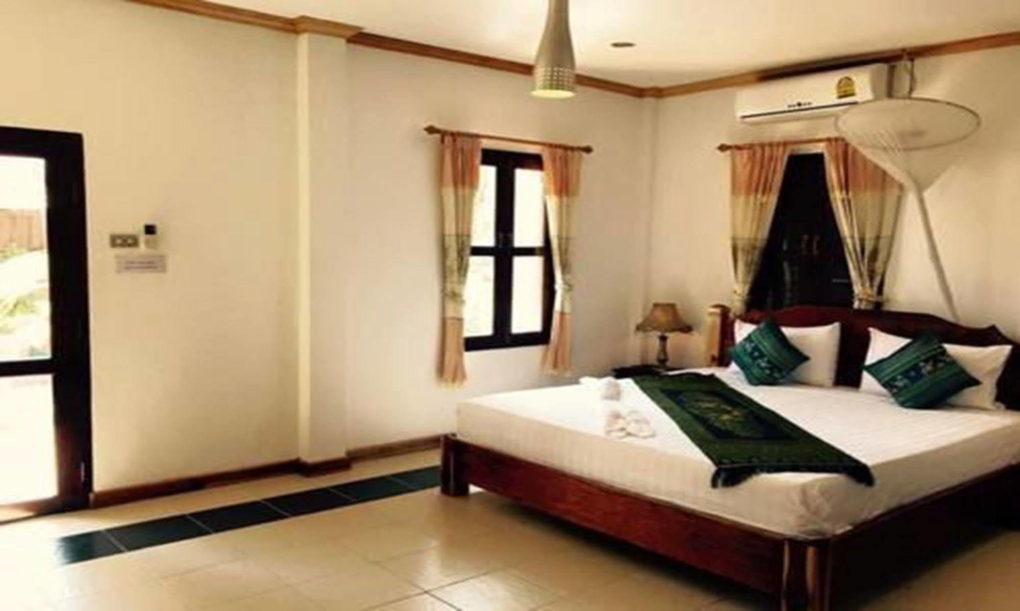 Luang Prabang Oasis Hotel Bagian luar foto
