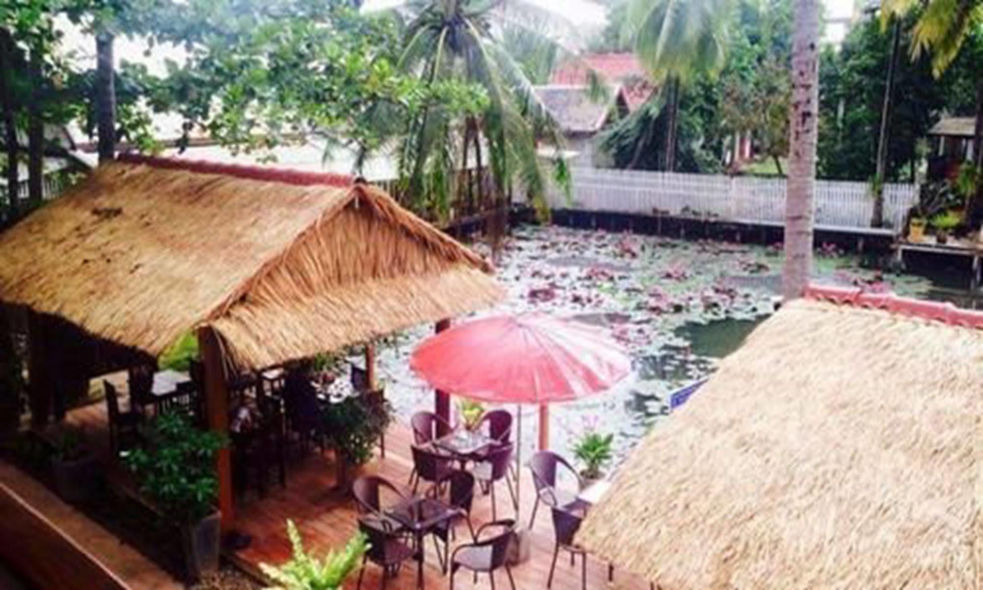 Luang Prabang Oasis Hotel Bagian luar foto
